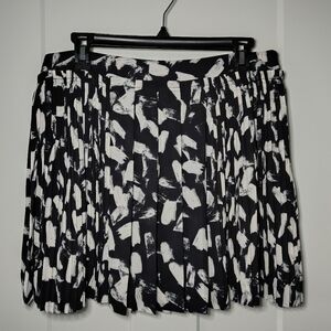 Banana Republic Black and White Skater Skirt